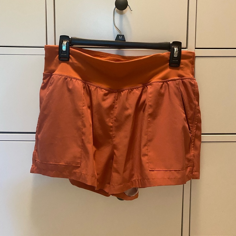 Athletic shorts